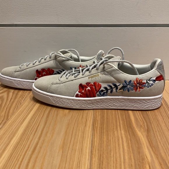 Puma Suede Embroidered Grey Sneakers - Picture 3 of 5